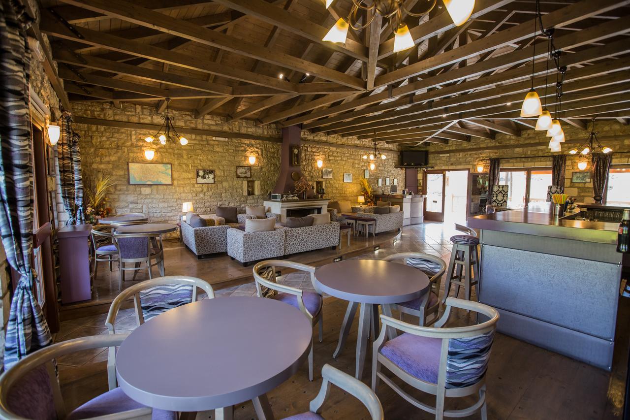 Village Inn Ano Chora Exterior photo