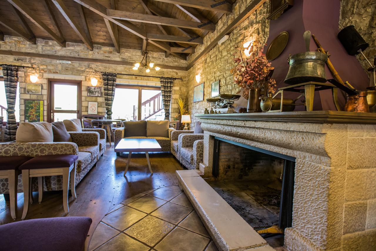 Village Inn Ano Chora Exterior photo